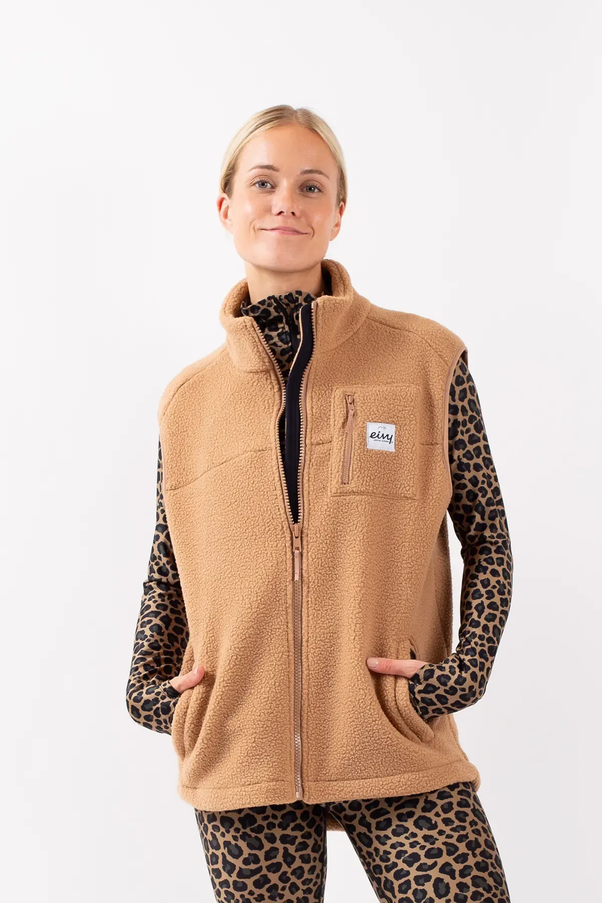 LUMBERJACKIE SHERPA VEST